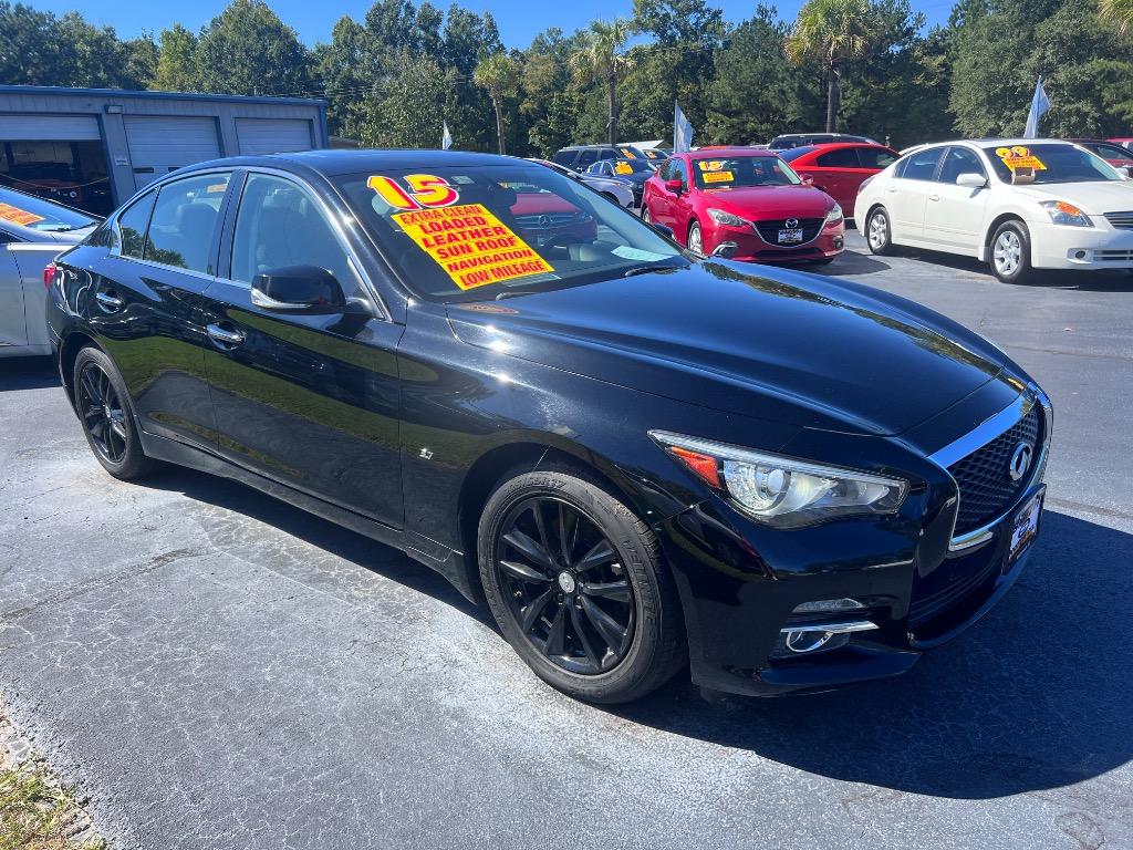 2015 INFINITI Q50